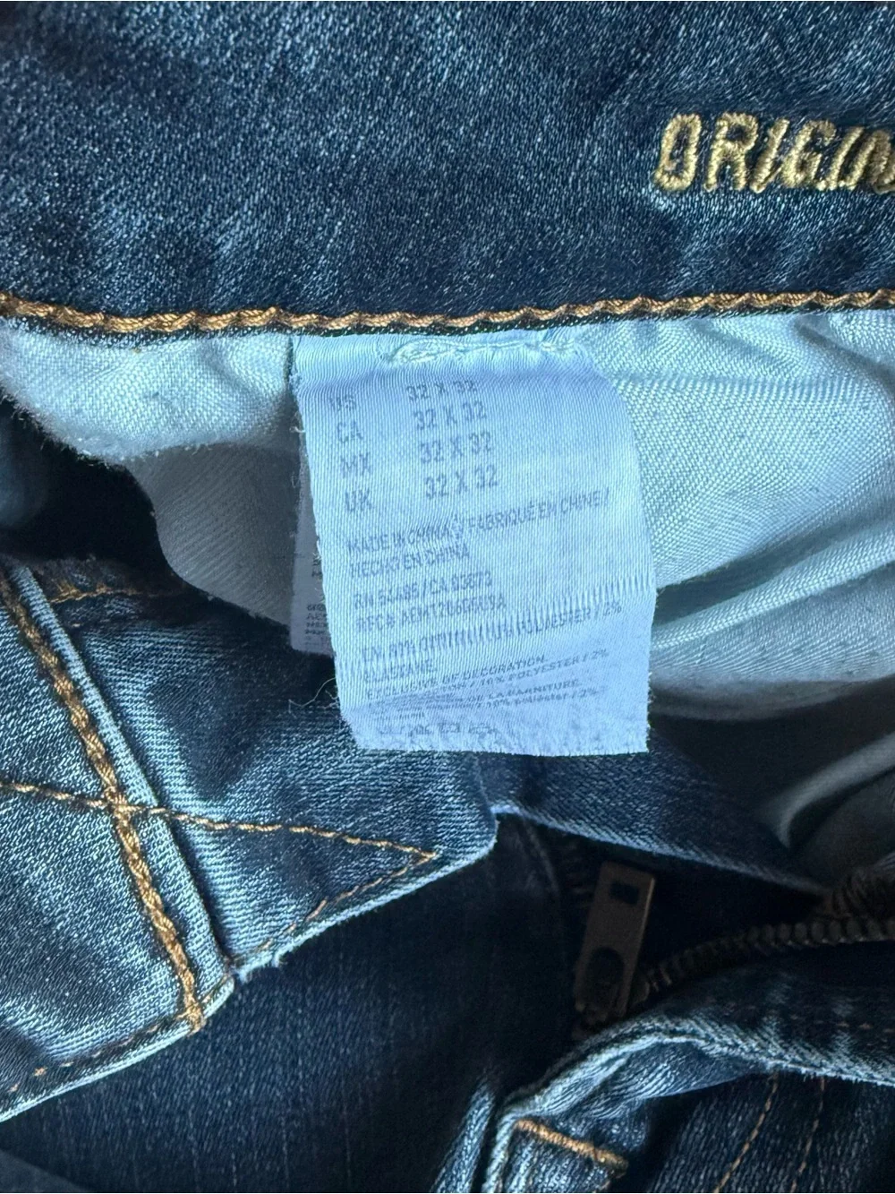 American Eagle Men’s Classic Dark Wash Denim Jeans - Original Straight